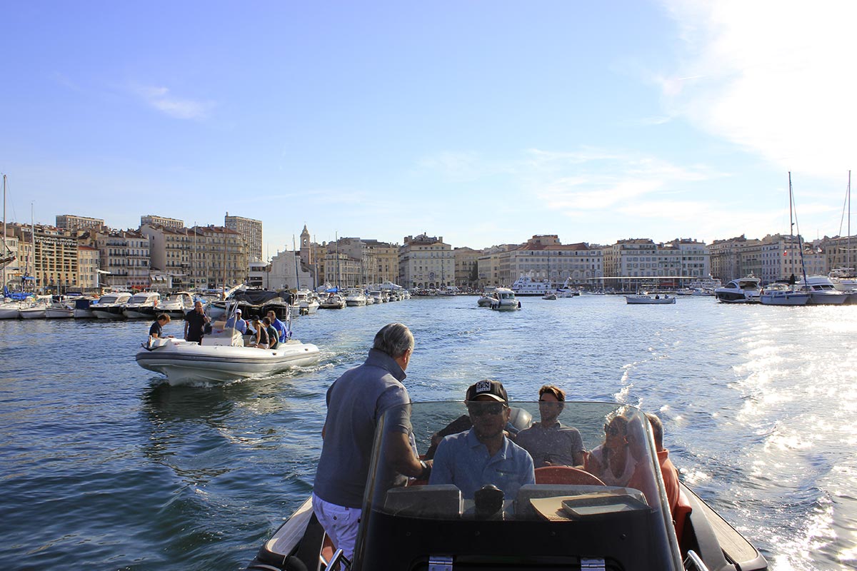 Team building bateau Zodiac Incentive Cannes